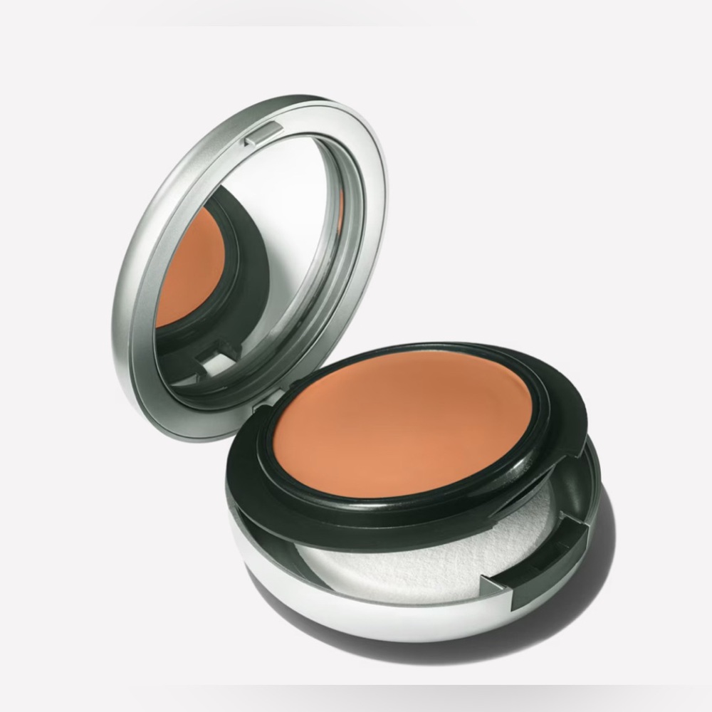 NW30 Mac Studio Fix Tech Cream To Powder Foundation Brand New in Box